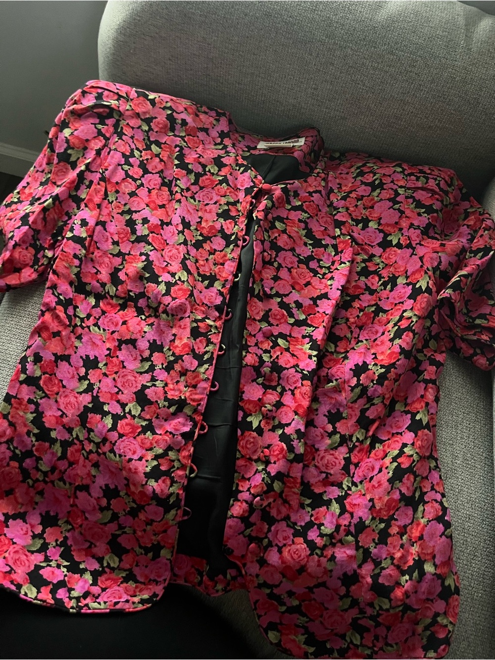Maggy London Pink & Black Floral Button-Front Blouse